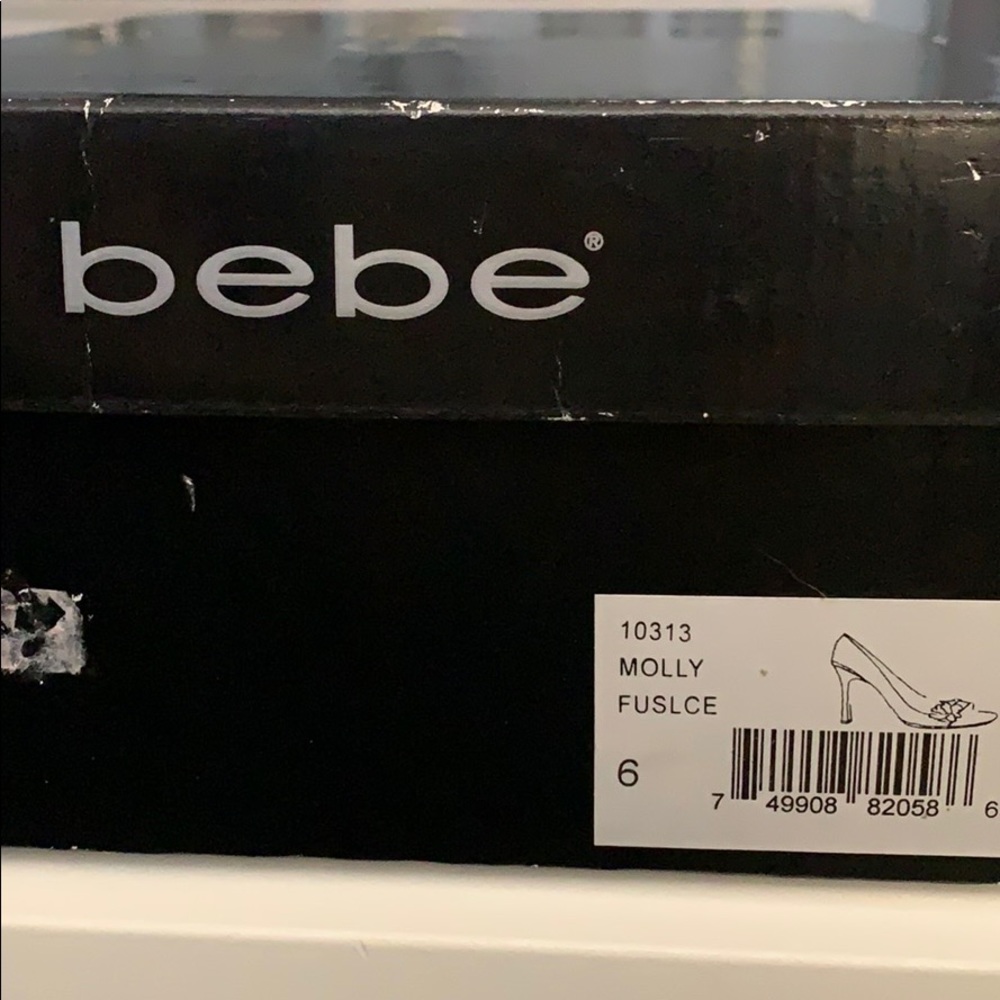 Shoes - Picture 6 of 6